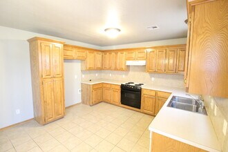 620 Eastview Dr in Yukon, OK - Building Photo - Building Photo