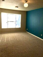 1614 W Congress St in Denton, TX - Building Photo - Building Photo
