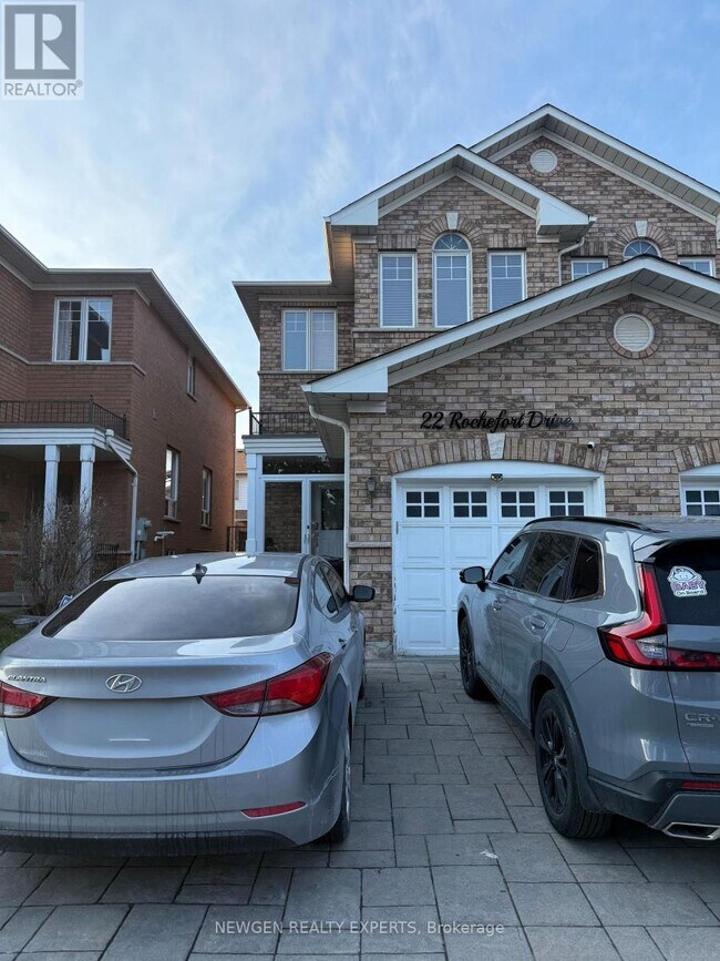 22 Rochefort Dr in Toronto, ON - Building Photo - Building Photo