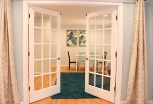 12 Regent St, Unit 2 in Cambridge, MA - Building Photo
