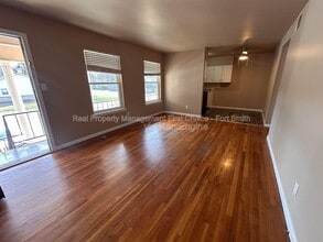 2301 S V St, Unit 7 in Fort Smith, AR - Building Photo - Building Photo