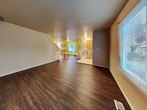 2709 9th St SE in Puyallup, WA - Building Photo - Building Photo