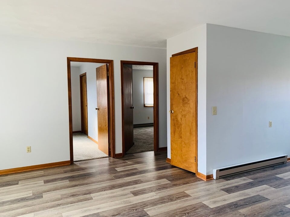 392 Autumnwood Dr in Tiffin, OH - Building Photo