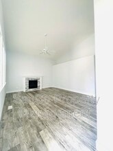 515 S 10th St in Saint Helens, OR - Foto de edificio - Building Photo