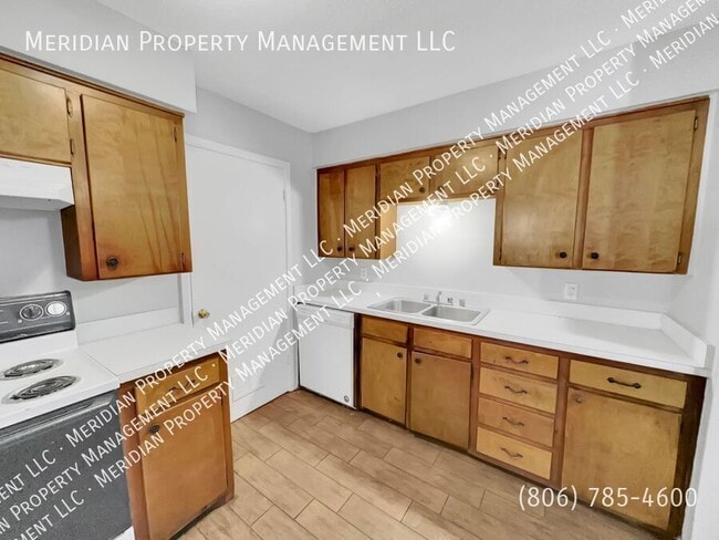 1714 Elkhart Ave in Lubbock, TX - Building Photo - Building Photo