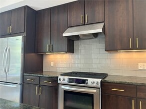 1901 E 119th St in Cleveland, OH - Building Photo - Building Photo