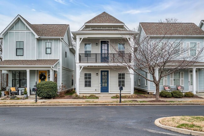 property at 720 Cottage Park Dr