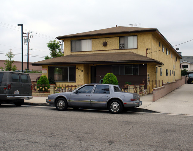 4438 W 137th Pl in Hawthorne, CA - Building Photo - Building Photo