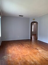 512 S Florida Ave in DeLand, FL - Building Photo - Building Photo