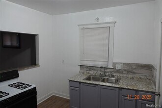 112 Richton St in Highland Park, MI - Building Photo - Building Photo