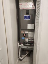 1303 Seagrape Cir in Weston, FL - Building Photo - Building Photo