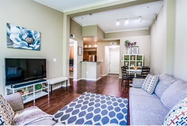 property at 330 Las Colinas Blvd E