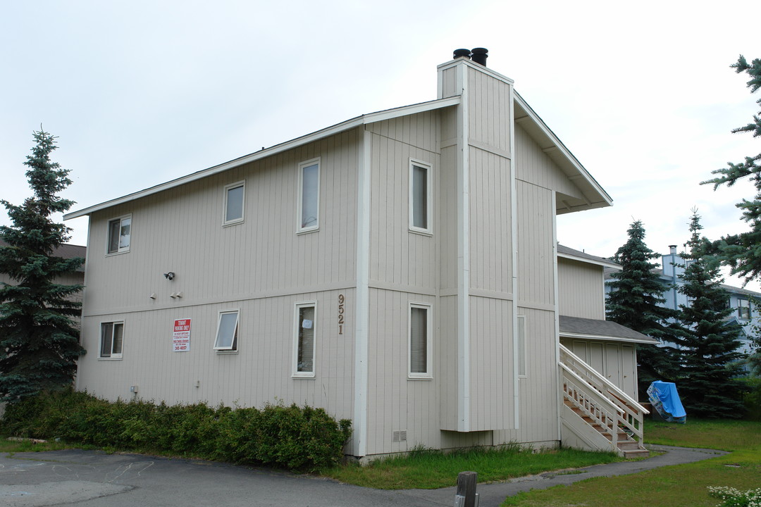 9521-9541 Morningside Loop in Anchorage, AK - Building Photo