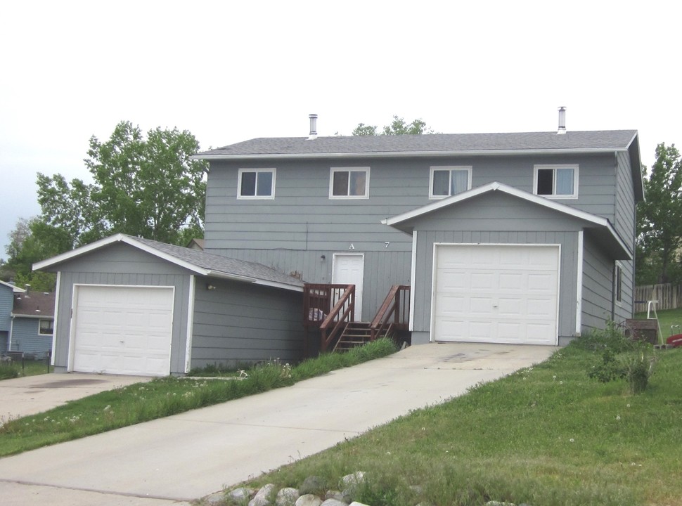 Clearview Ct Duplexes in Gillette, WY - Building Photo