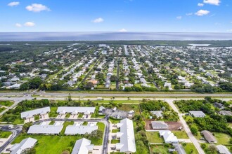 7659 SE Sugar Sand Cir in Hobe Sound, FL - Building Photo - Building Photo