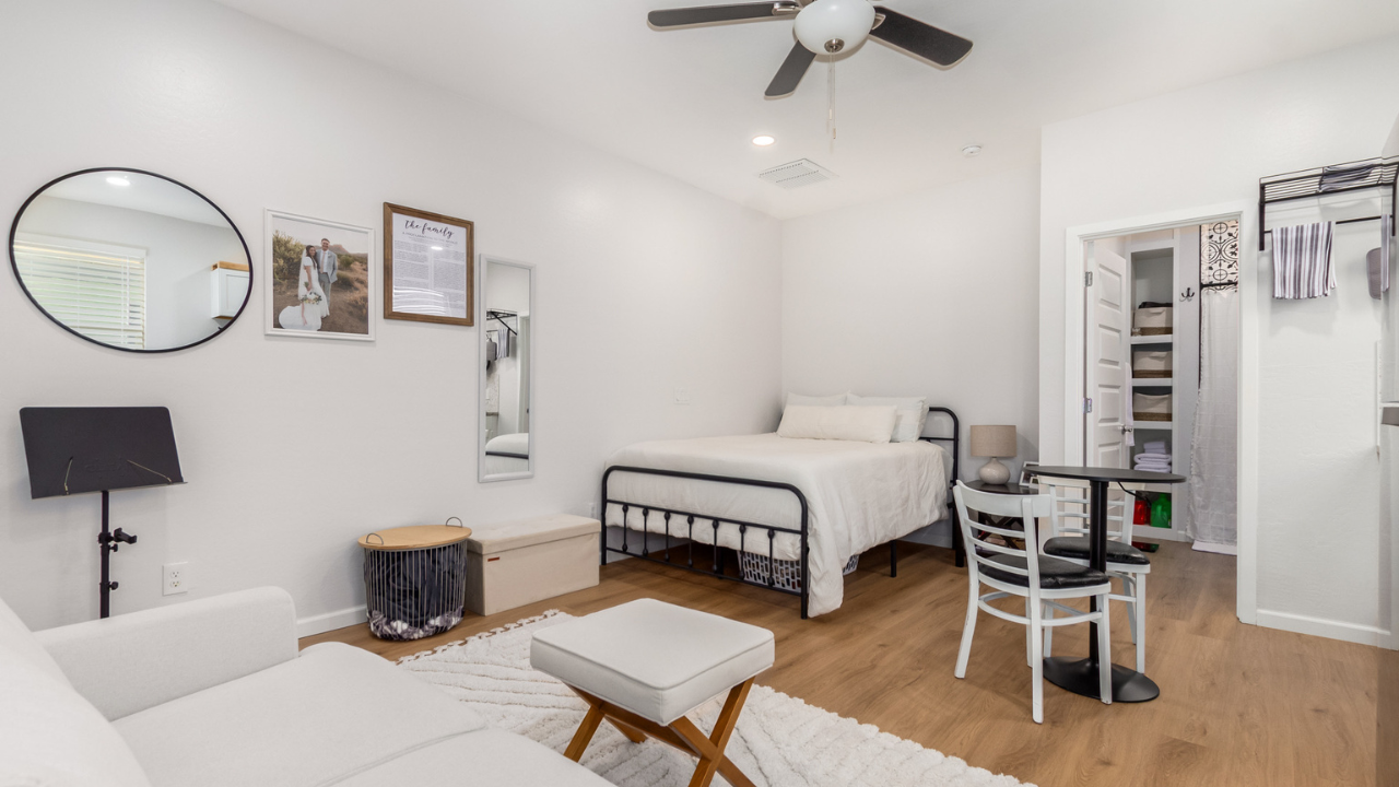 1270 W Carlsbad Dr, Unit 2 in San Tan Valley, AZ - Foto de edificio