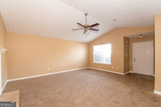 878 Shoals Ct in Atlanta, GA - Building Photo - Building Photo