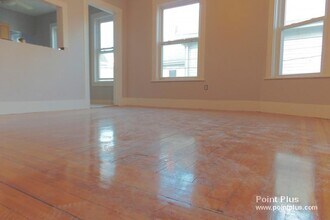 10 Cutter Ave in Somerville, MA - Building Photo - Building Photo