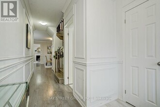 2545 Craftsman Dr in Oshawa, ON - Building Photo - Building Photo