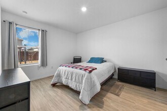 7415 Donkey Vly in San Antonio, TX - Building Photo - Building Photo