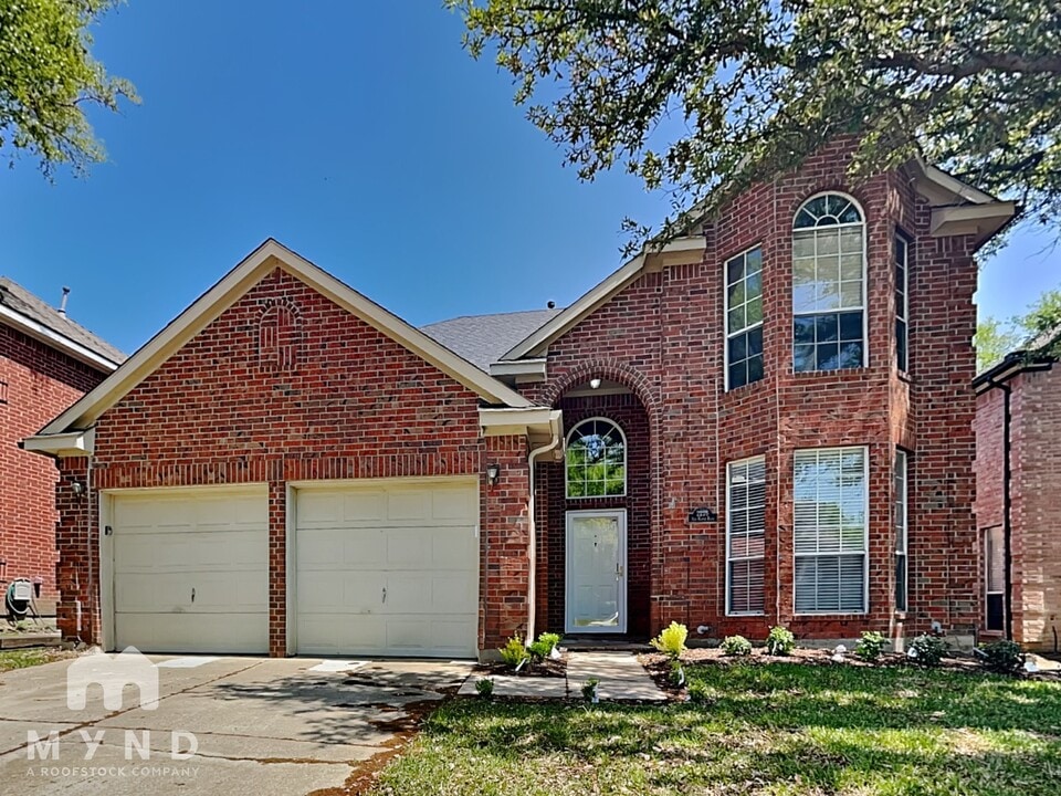 2228 Red Maple Rd in Flower Mound, TX - Building Photo