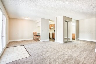 Stoneridge Apartments in Norman, OK - Building Photo - Building Photo