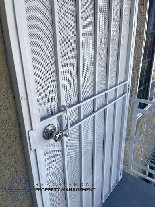 2907 W. 141st Place in Gardena, CA - Foto de edificio