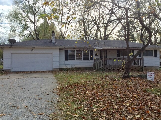 property at 2062 E Elm St