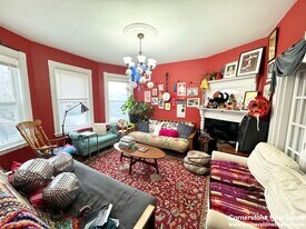 16 Fisher Ave, Unit 3 in Boston, MA - Building Photo