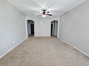 5813 World Champion Ct in Fort Worth, TX - Building Photo - Building Photo