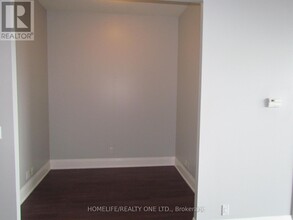 500 Sherbourne St in Toronto, ON - Building Photo - Building Photo