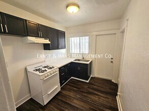 1306 E Hellman St in Long Beach, CA - Building Photo - Building Photo