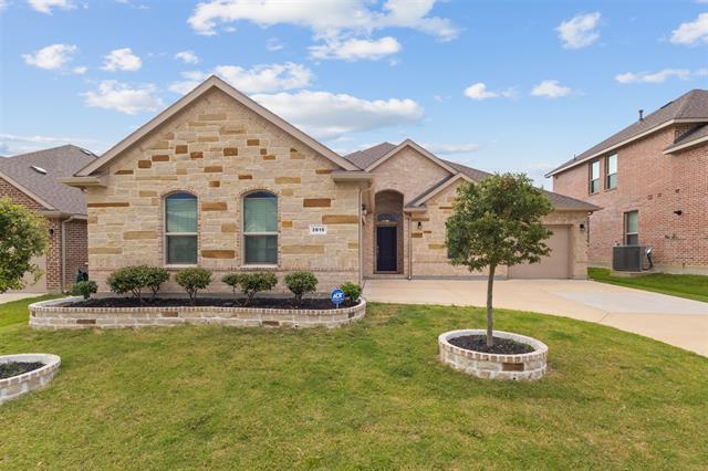 3615 Orchard St in Midlothian, TX - Building Photo