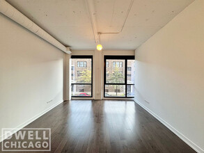 5039 N Broadway St, Unit 2 in Chicago, IL - Foto de edificio - Building Photo