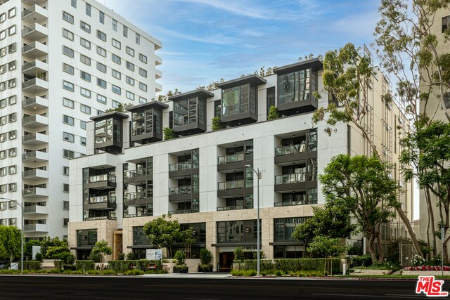 10777 Wilshire Blvd-Unit -404 in Los Angeles, CA - Building Photo - Building Photo