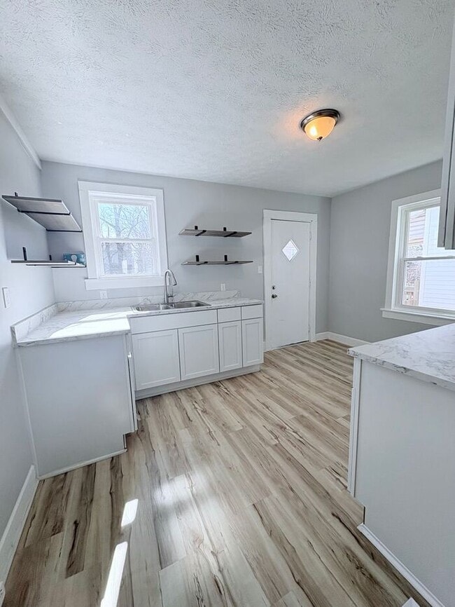 1029 E 17th Ave in Columbus, OH - Building Photo - Building Photo