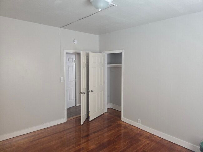 70 Cleveland St in Manchester, NH - Building Photo - Building Photo