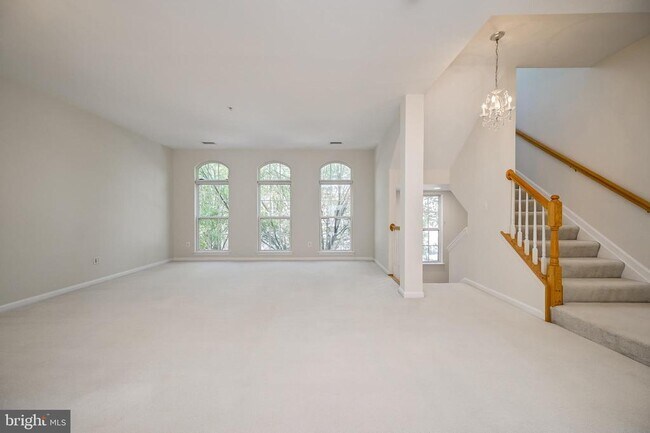 310 Cross Green St in Gaithersburg, MD - Building Photo - Building Photo