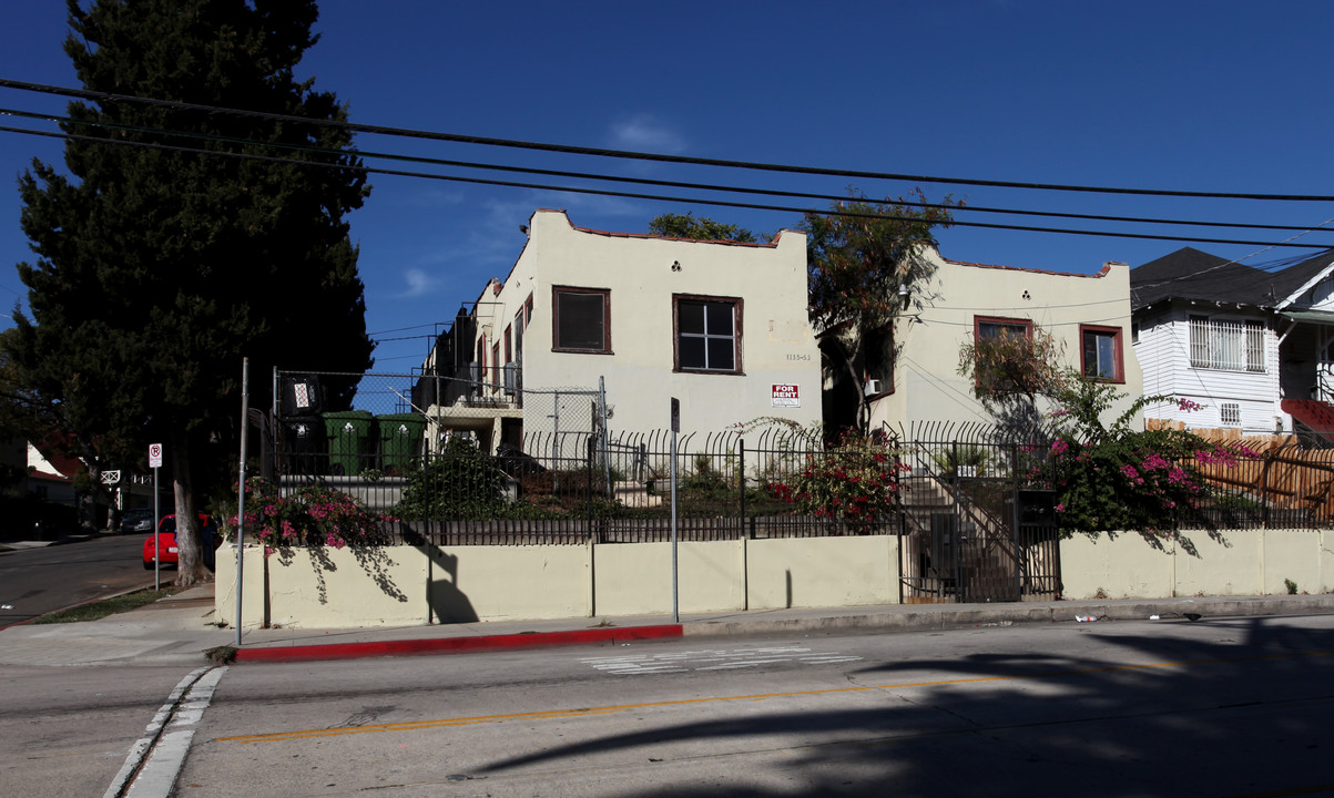 1135-1153 Marion Ave in Los Angeles, CA - Building Photo