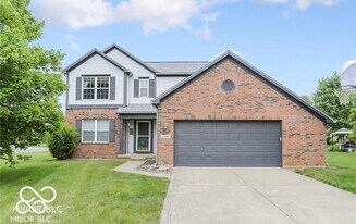 4344 Teakwood Ln in Greenwood, IN - Building Photo