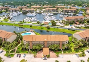 601 Seafarer Cir, Unit 1040 in Jupiter, FL - Building Photo