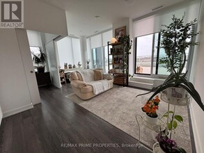 20-220 O'Neill Rd in Toronto, ON - Building Photo - Building Photo