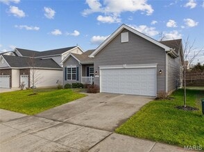 168 Hidden Bluffs Dr in Lake St. Louis, MO - Building Photo - Building Photo