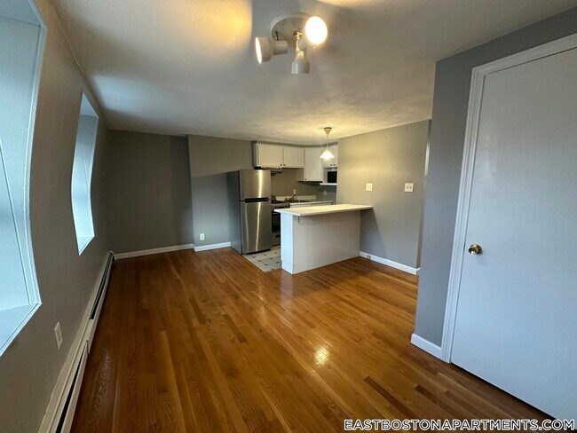 147 Princeton St in Boston, MA - Building Photo - Building Photo