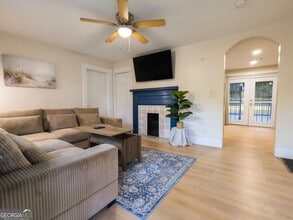 6557 Woodrow Rd in Stonecrest, GA - Building Photo - Building Photo