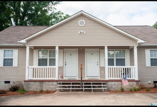 804 2nd St NE, Unit #A in Jacksonville, AL - Building Photo - Building Photo