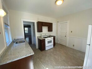 250 Belgrade Ave in Boston, MA - Building Photo - Building Photo
