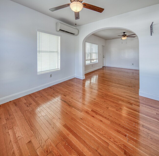 205 N Federal Hwy in Lake Worth Beach, FL - Building Photo - Building Photo