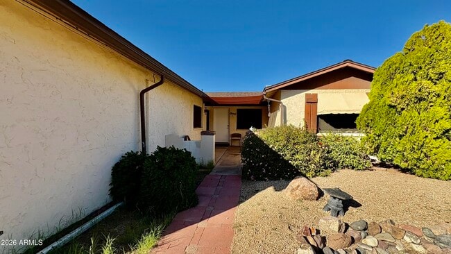 2140 W Utopia Rd in Phoenix, AZ - Building Photo - Building Photo
