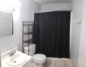 2412 Talco Dr in Tallahassee, FL - Building Photo - Building Photo